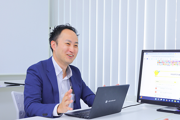 ソリューション営業部　中嶋さん