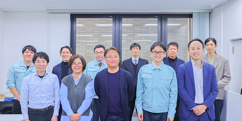 サティライズの社員集合写真